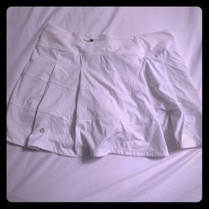 White Lululemon skirt